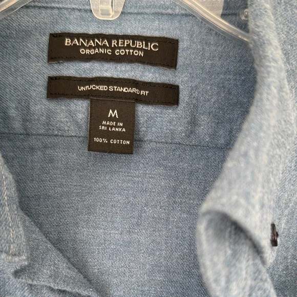 Banana Republic Organic Brushed Cotton Button Down Untucked Shirt - Picture 3 of 5